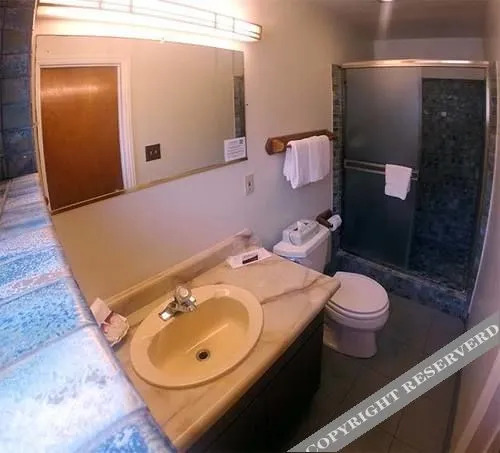 Ocean Cove Lodge