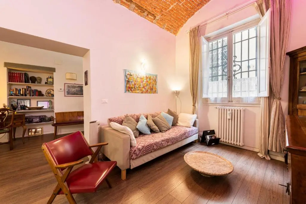 Florence Hideaway by Mmega