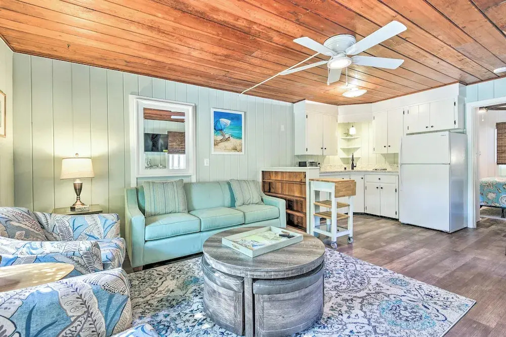 Remodeled Siesta Key Escape Walk to the Beach!
