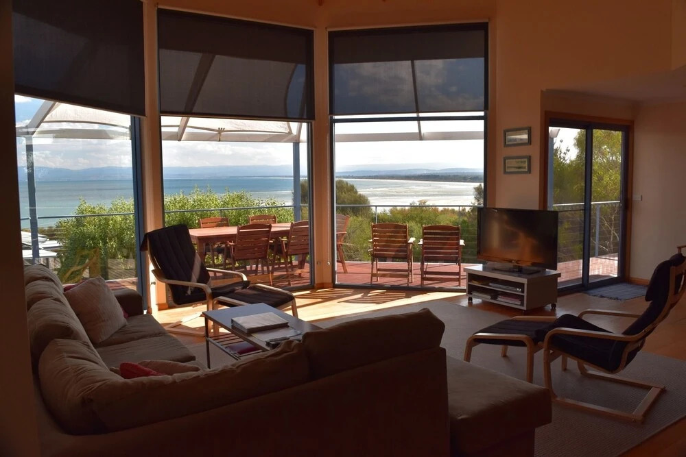 Waterline Holiday Home