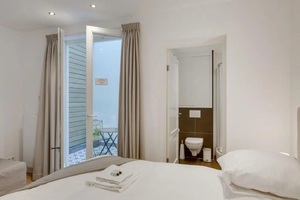 Luxurious Studio Jordaan Couple Getaway