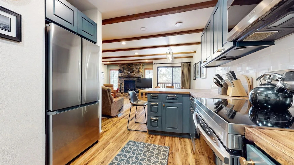 Val DIsere 32 Pet-Friendly, Walk To The Village, Private Washer Dryer, Spacious Floorplan condo