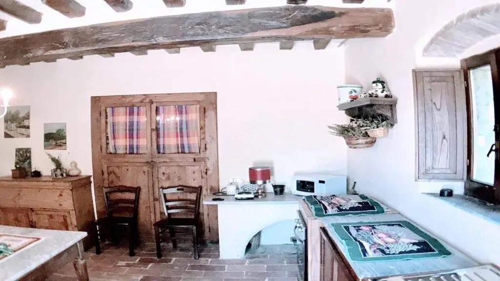 Garden Of Eden/sleeps 11/spoleto Central - 10 Kms