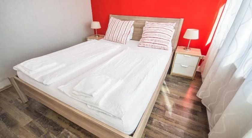 Turm Inn 24H Self Check In By H&H Hotels