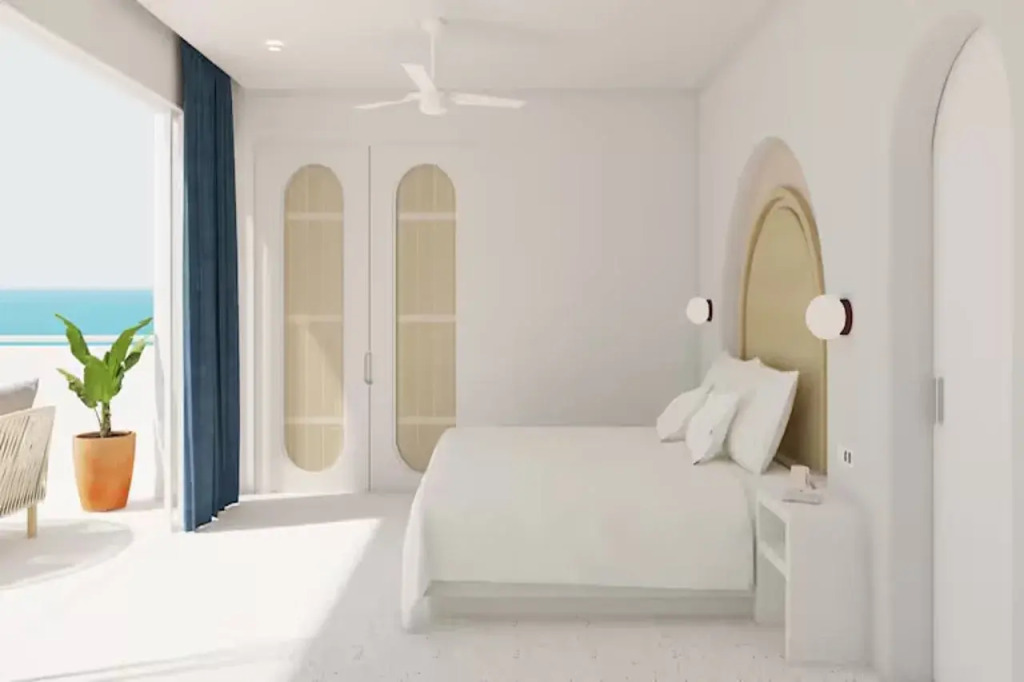 Perla La Paz, Tapestry Collection by Hilton