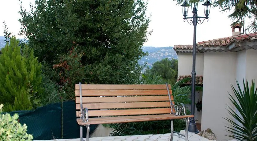 Villa Karitia