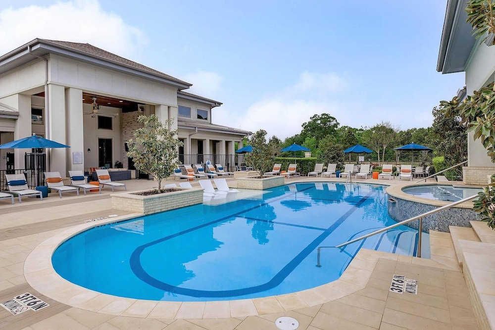 Landing Apartments Conroe Near Panorama Village