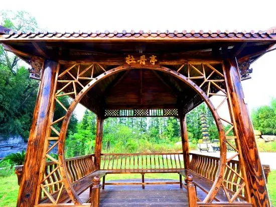 Tianzi Lake Ecological Resort