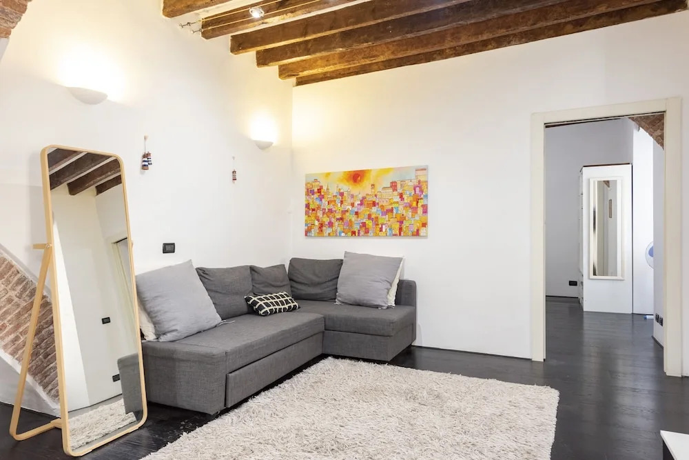 JOIVY Modern Flat In The Perfect Centre Of Genoa