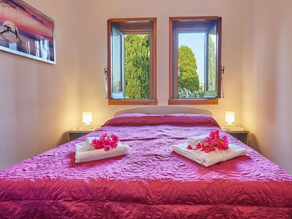 Villa in Pozzallo Near Sandy Beaches