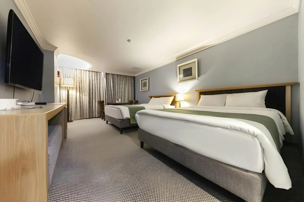 Prime Tourist Hotel