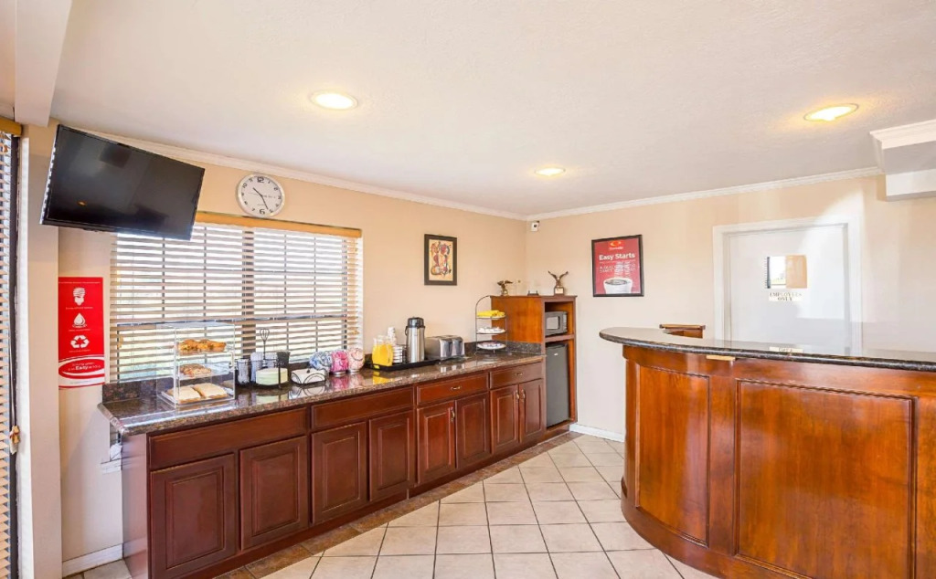 Econo Lodge Huntsville- University Area