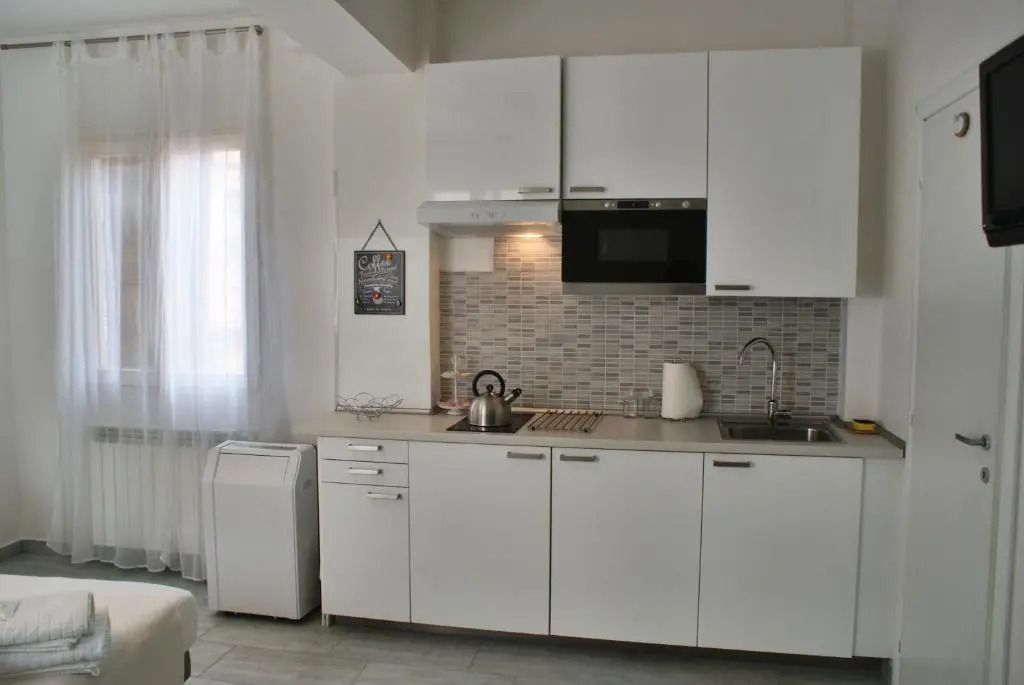 4-Tourist House Bologna-Studio