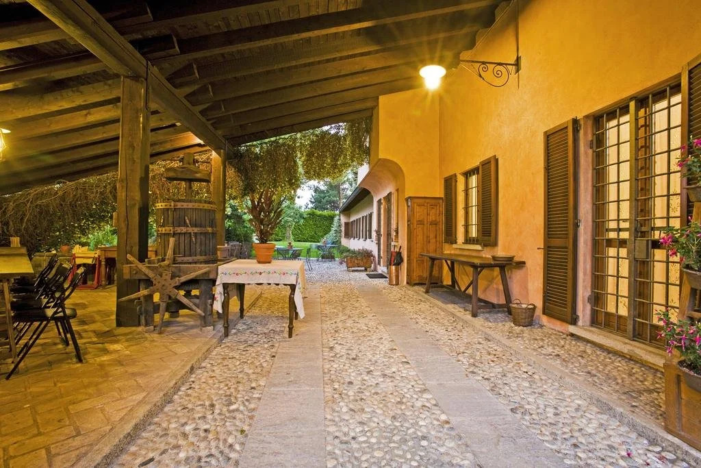 B&B LOra Sesta