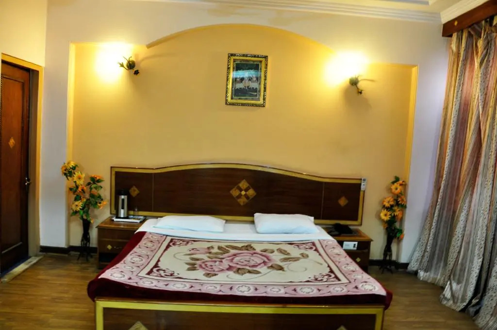 Hotel Madhuvan