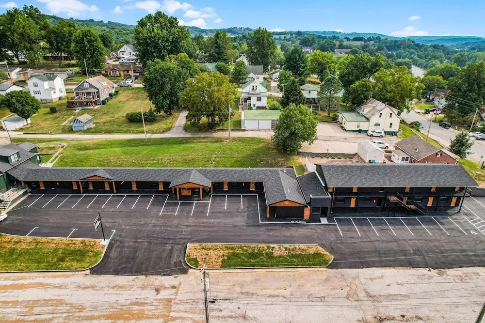 Hermann Motel