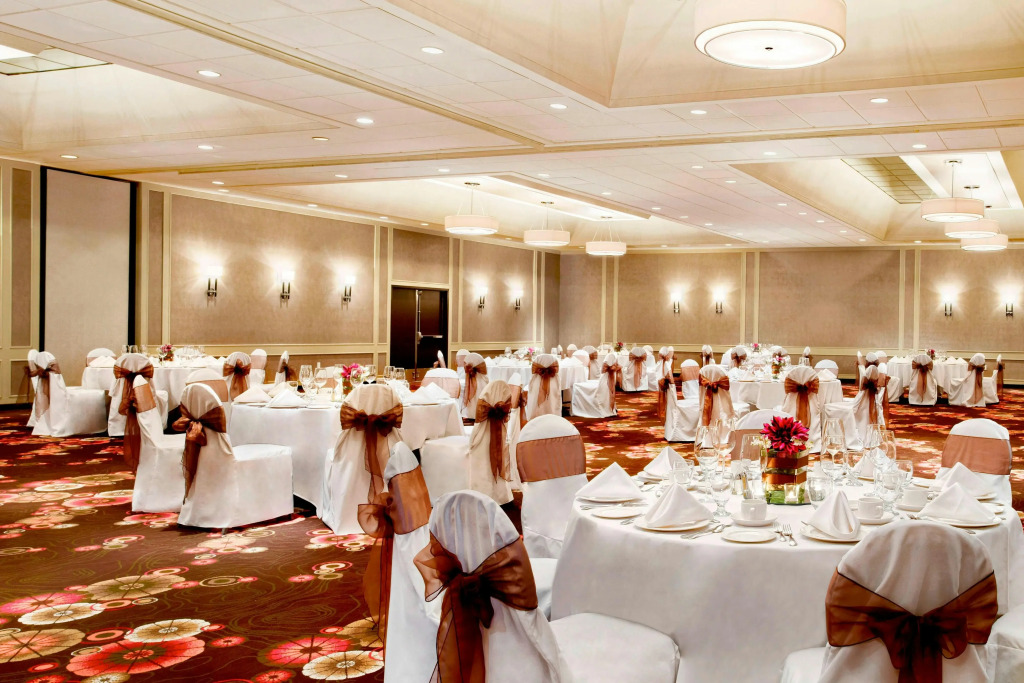 Sheraton Cavalier Calgary Hotel
