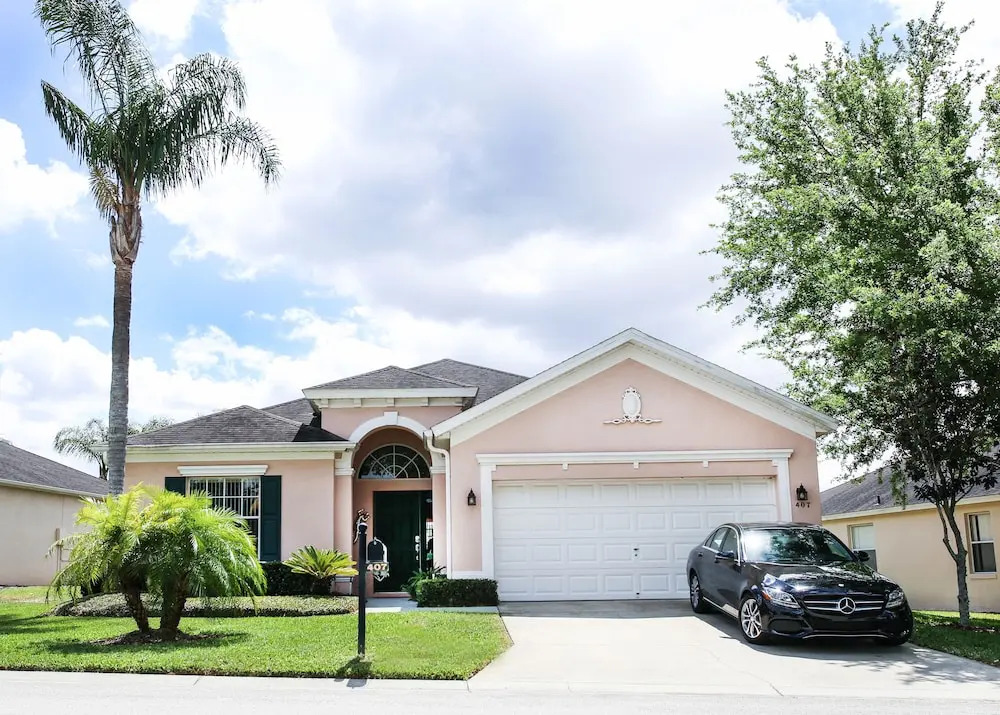 Large 3 Bedroom Home 15 Minutes From Walt Disney World