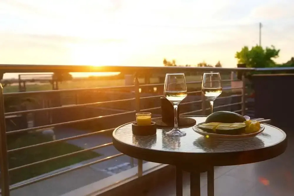 Villa Erytha - Serene Retreat With Views Garden