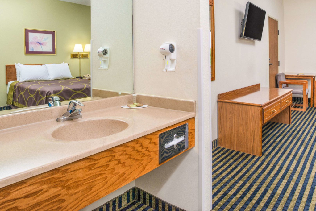 Red Lion Inn & Suites Gretna - Omaha SW