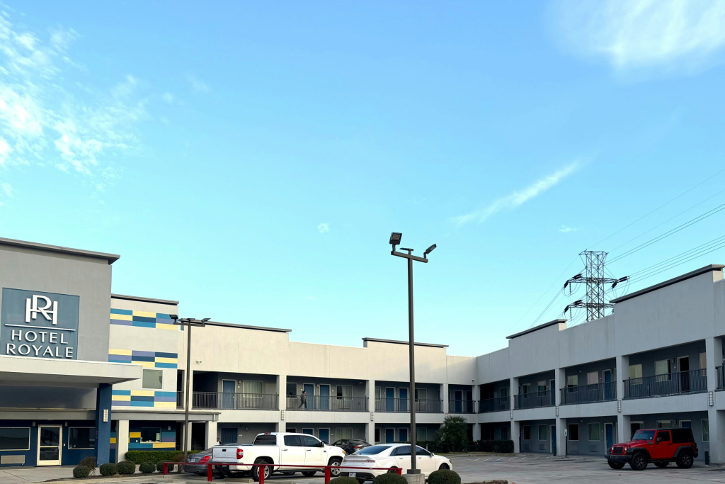 Hotel Royale IAH Airport North Houston I-45