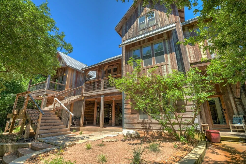 New Braunfels' #1 Getaway