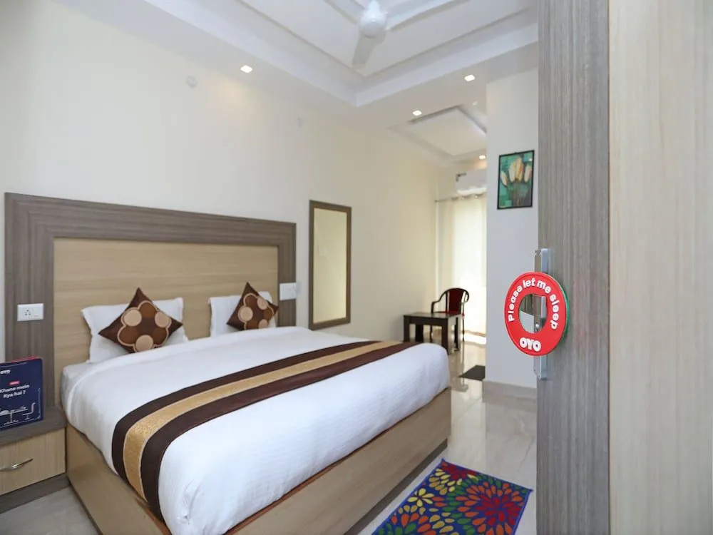 OYO 15375 Hotel KSS Inn
