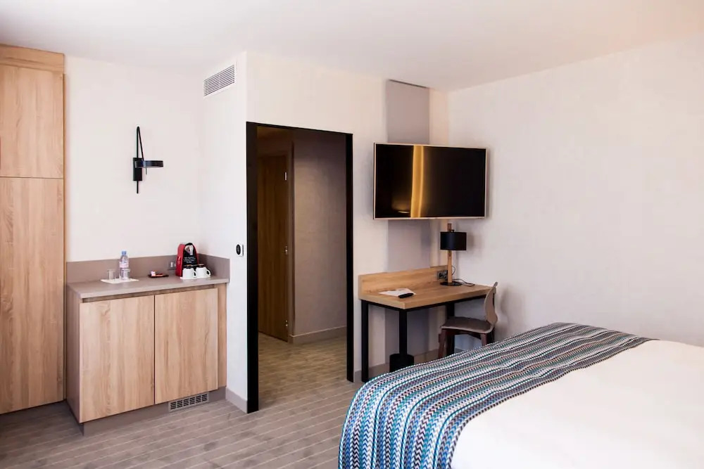 Logis Hotel Relais Saint Jacques - Châteauroux