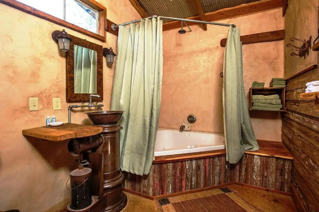 Barons CreekSide Resort