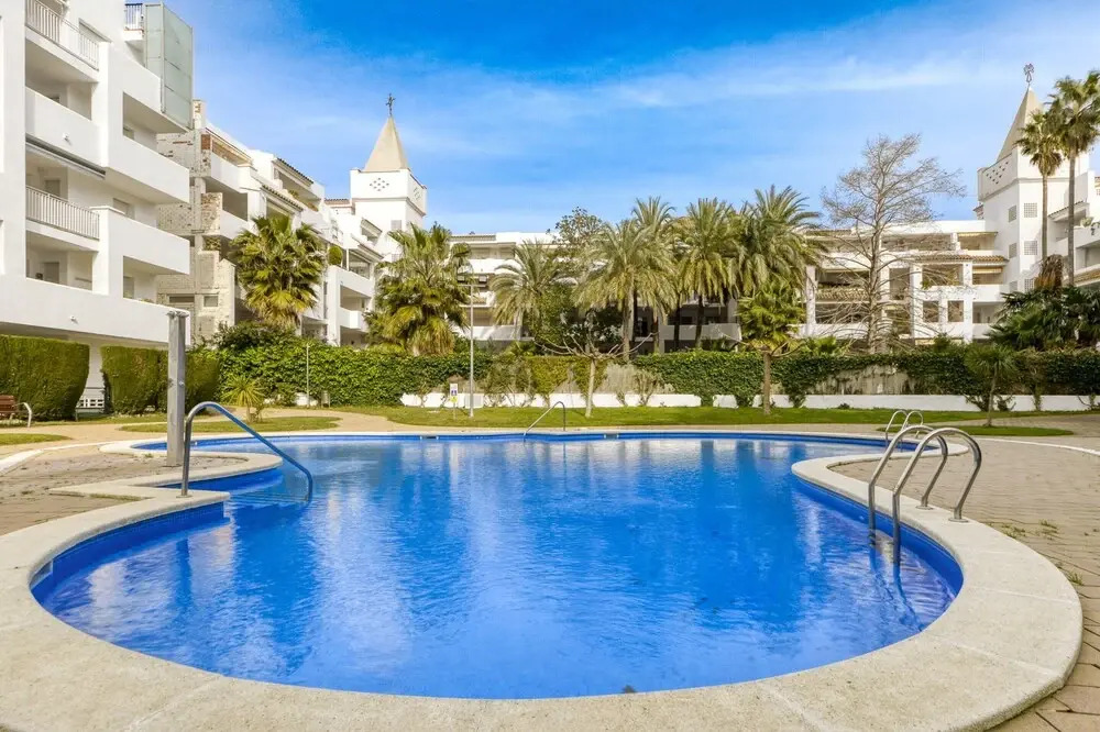 Apartment in Roses Near Santa Margarita Beach