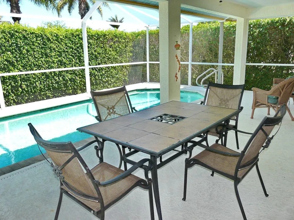 Pet-friendly Home With Pool and Steps to Beach/food