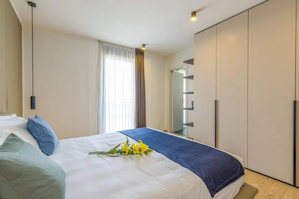 ICON H 603 Suite Executive