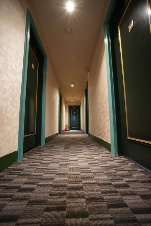 Rich Zone Hotel