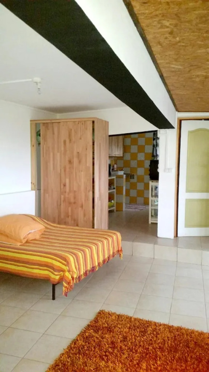 Studio in L'étang Sale, With Wonderful sea View, Enclosed Garden and W