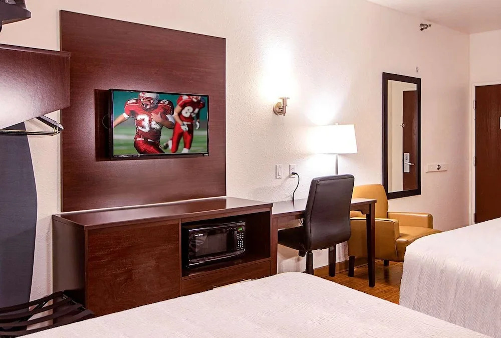 Motel 6 Traverse City