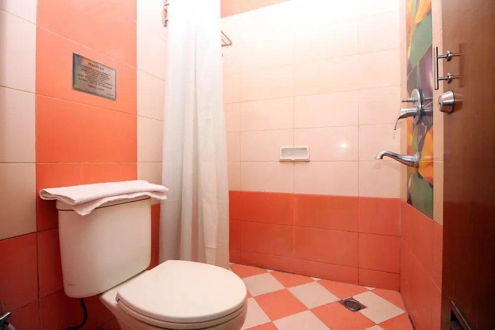 Airy Thamrin Kebon Kacang Empat 12 Jakarta