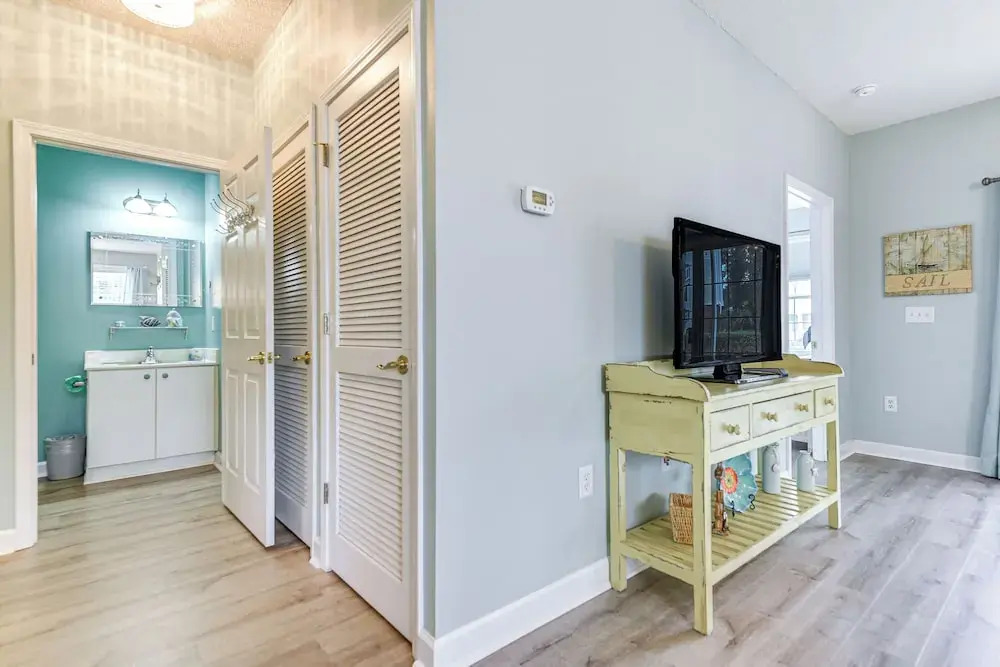 3 Mi to Ocean: North Myrtle Beach Condo w/ Balcony