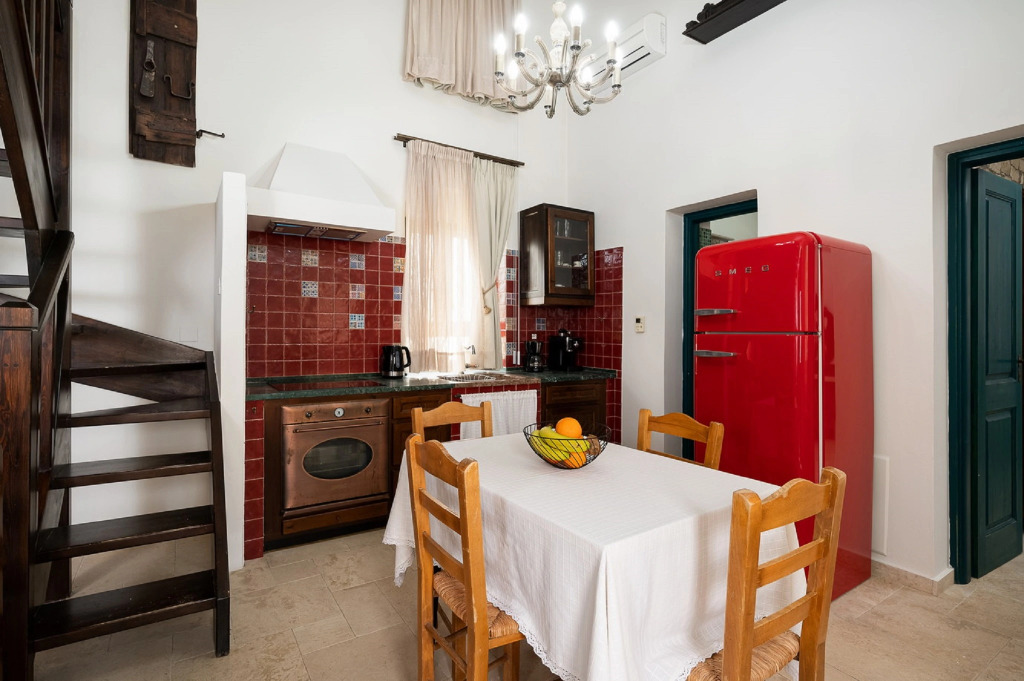 Orelia Cretan Deluxe Apartments