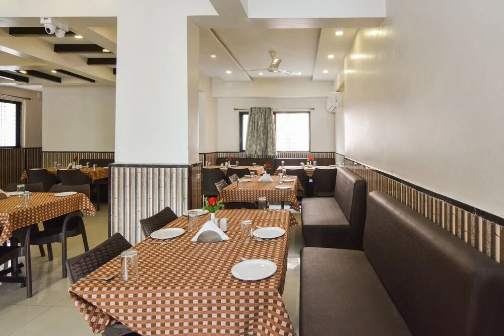 FabHotel Chetan Executive