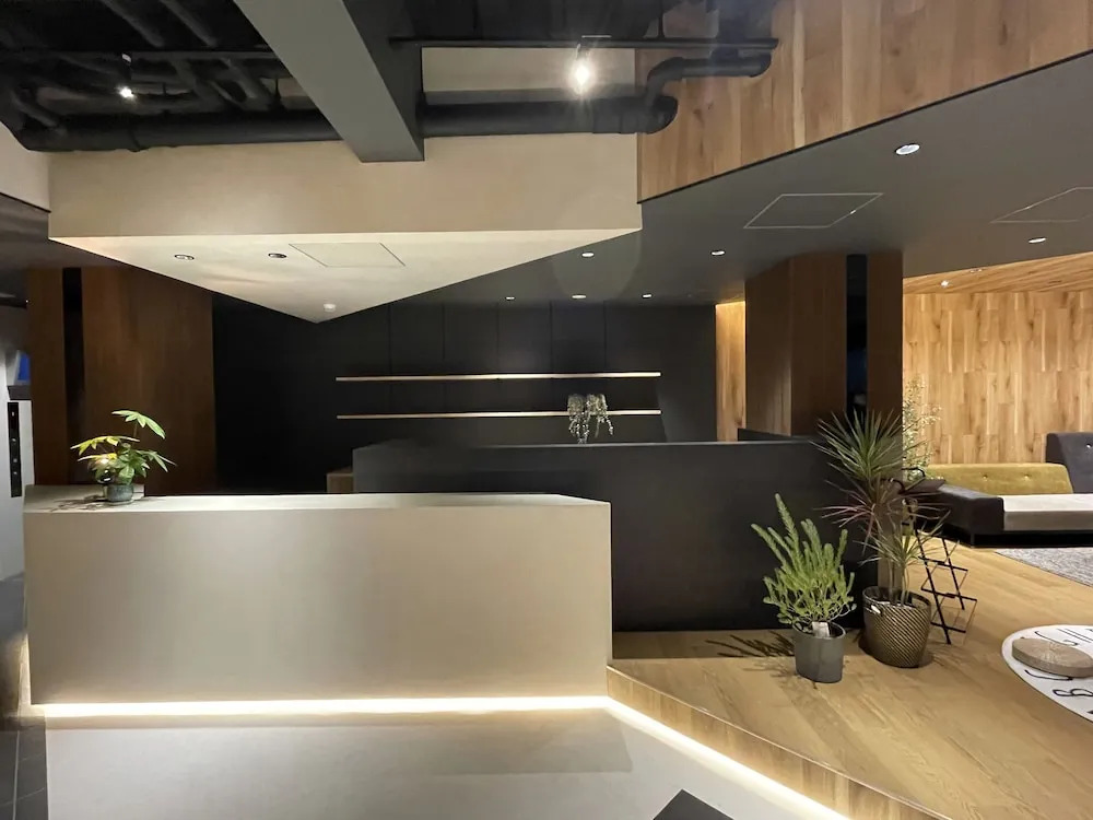 R Hotel Namba
