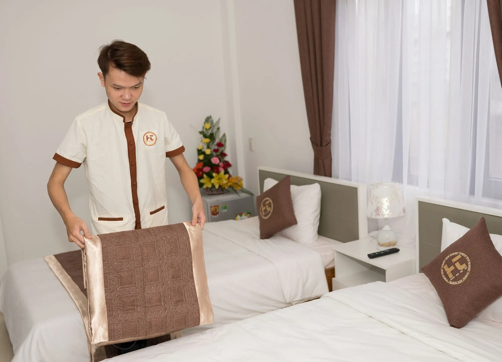 Poetic Hue Hotel & Spa