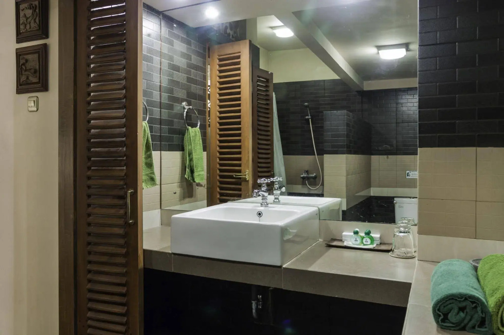 Dhanesvara Holistic Unique Homestay