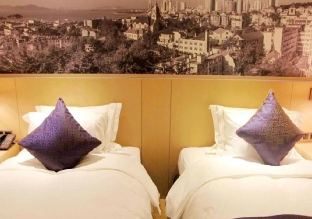 Sky World Hotel Qingdao