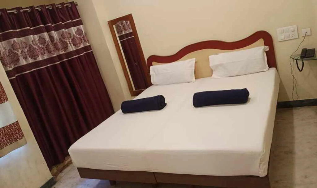 Hotel Poojith Grand