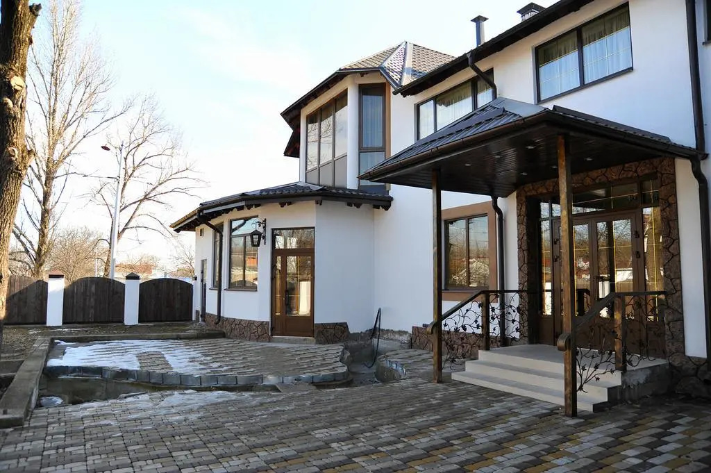 Hotel Komplex Derbi