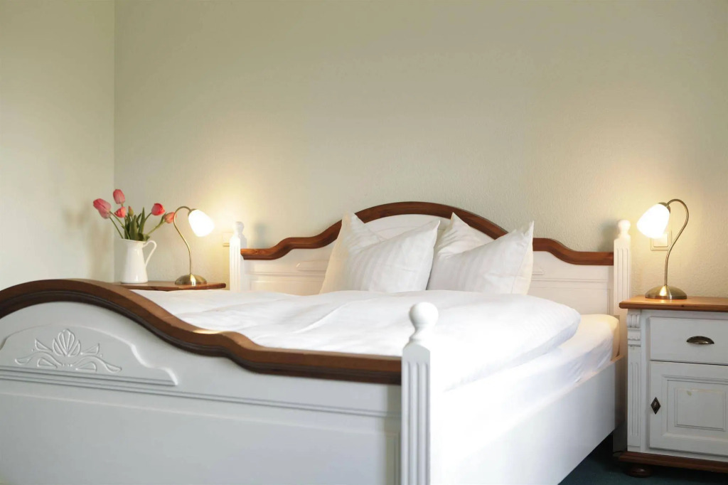 Reetdachhotel - Residenz am Ostufer