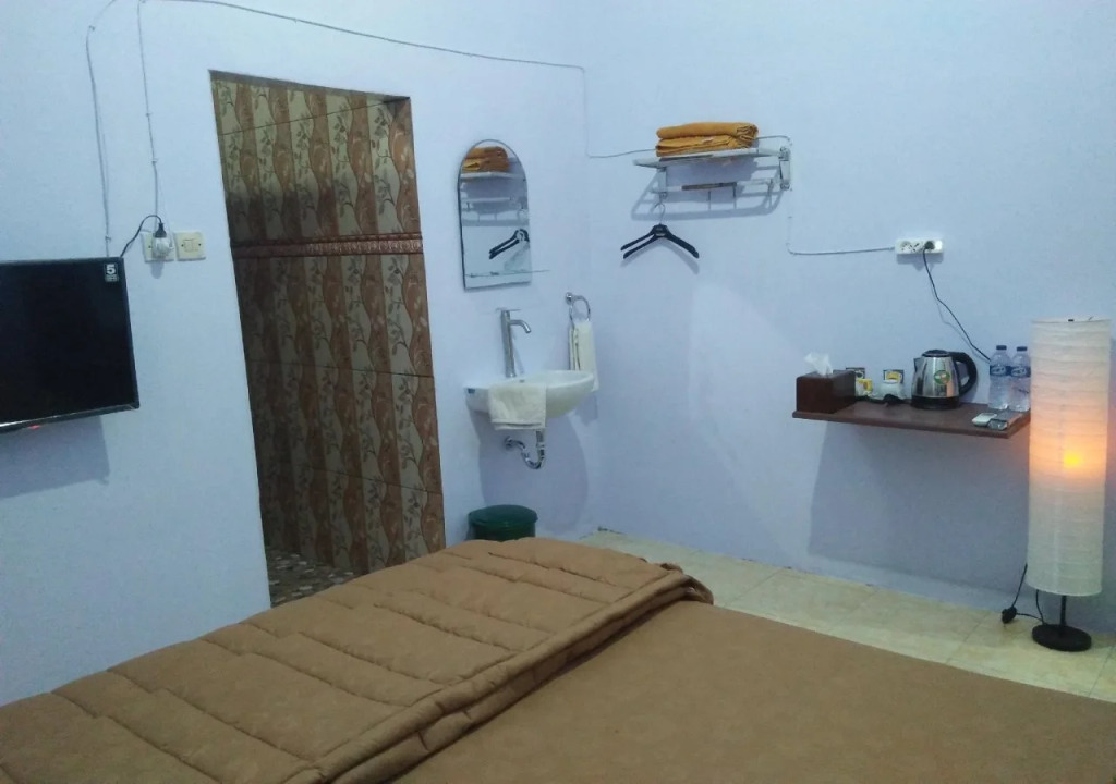 Kampoeng Pakis Inn