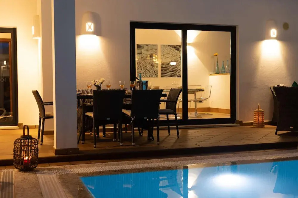 Playas Blanca Pool Private Villas