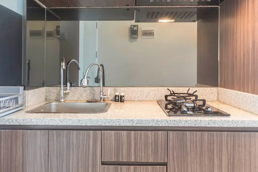 Chic And Cozy 2Br Grand Kamala Lagoon Apartment