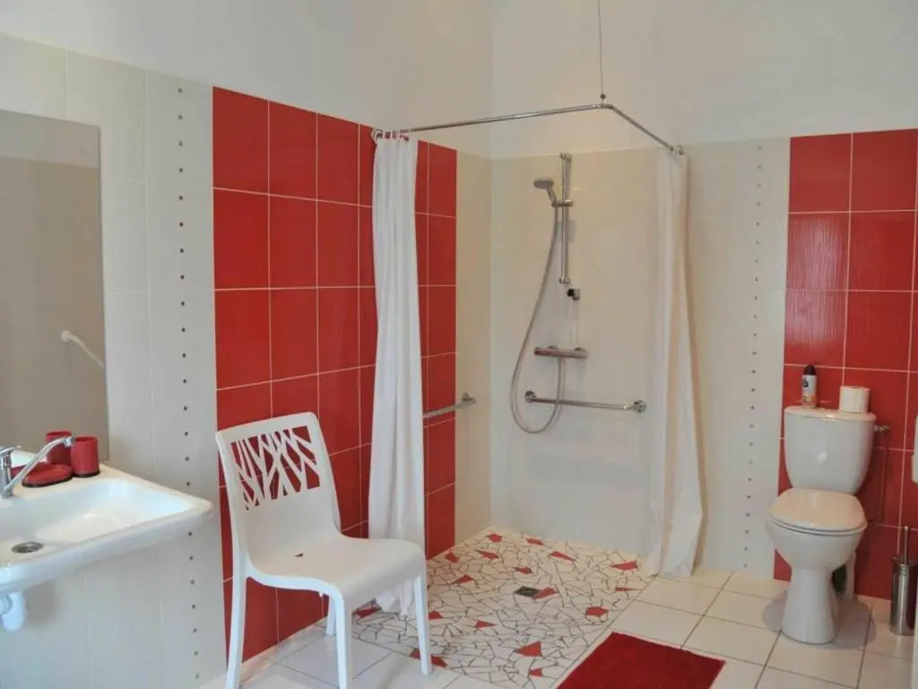 Gîte rénové avec spa, piscine chauffée, WiFi et accès handicapés au cœur du Marais Breton - FR-1-426-321